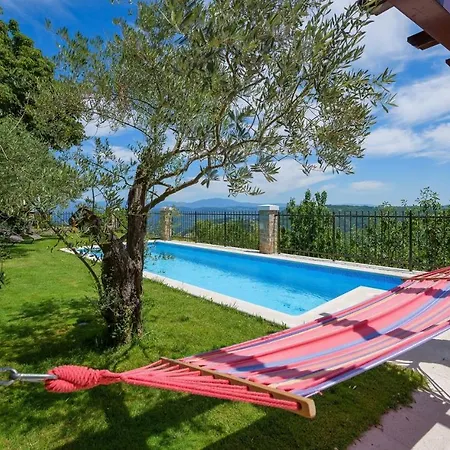 Holiday Home Zamask