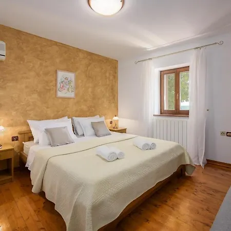 Holiday Home Zamask * Zamask