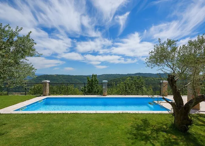 Holiday Home Zamask Ferienhaus Zamask