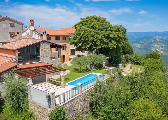 Holiday Home Zamask *