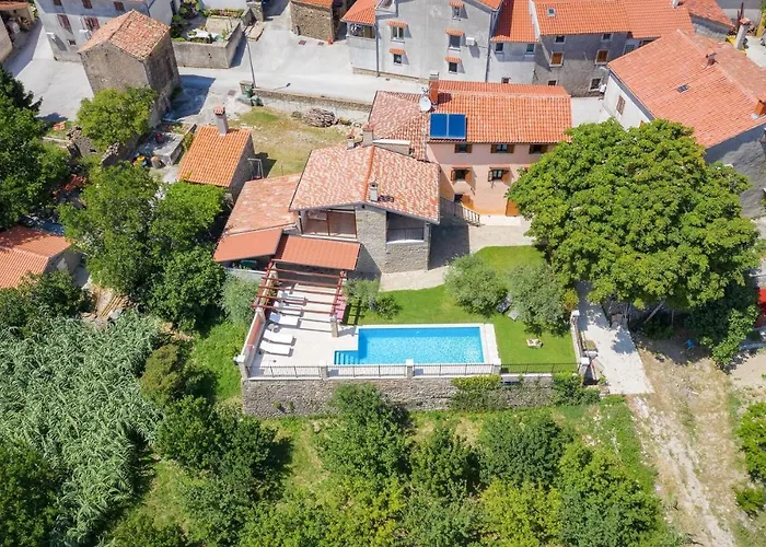 Ferienhaus Holiday Home Zamask