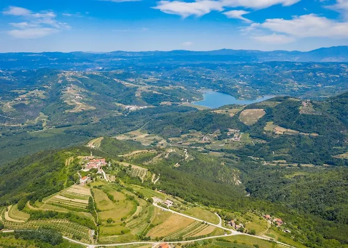 Holiday Home Zamask * Zamask