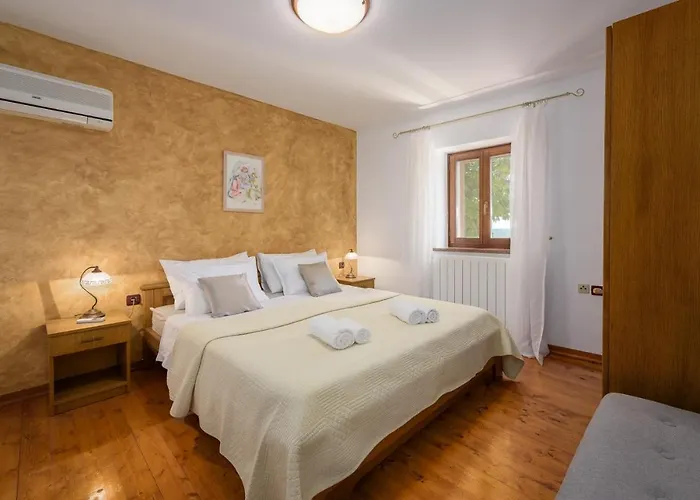 Holiday Home Zamask * Zamask
