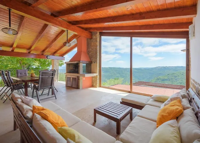 Holiday Home Zamask Σπίτι διακοπών *