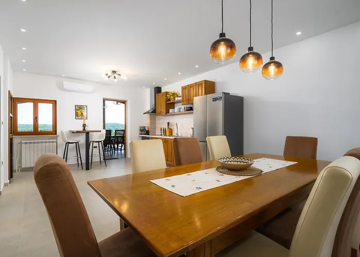 Holiday Home Zamask Ferienhaus